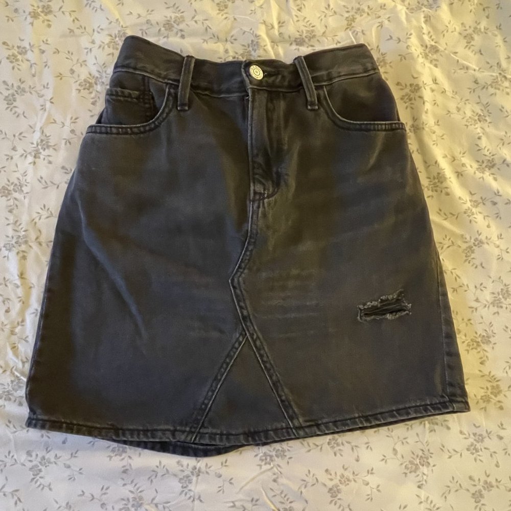 Old Navy Girl's Distressed Denim High Waisted Skirt - Size XXL (18)